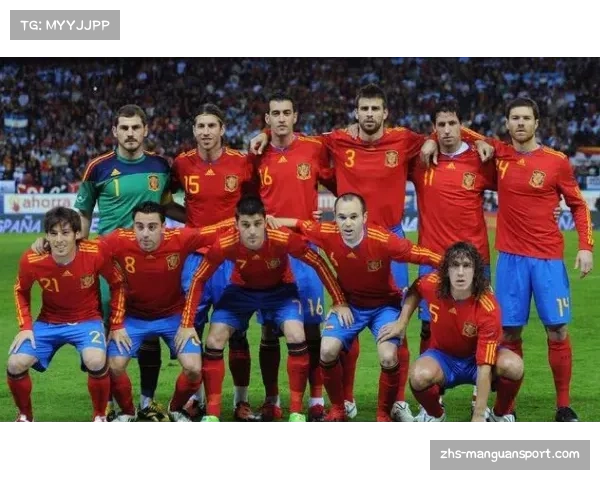 法国队顽强拼搏战胜挑战 终于欢庆世界杯荣光时刻